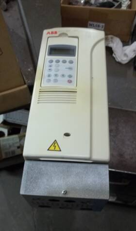 Abb Acs800-u1-0025-5 P901 Acs800-u1-0025-5 P901 Variable Frequency Drive 25hp 380-500 Vac S6