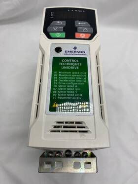 M100-02100042a Emerson M100-02100042 Vfd Drive 1hp 100-120v/18.8a Input 0-240v/4.2a Output M100-02100042a Emerson M100-02100042 Vfd Drive 1hp 100-120v/18.8a Input 0-240v/4.2a Output