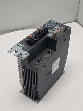 Siemens 6sl3210-5fe10-8ufo 1p 6sl3210-5fe10-8uf0 Sinamics V90 0.75kw Servo Drive Clean