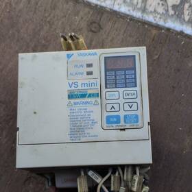 Yaskawa Jvop-120 Vs Mini Vfd 400v 3-phase 1.1kw 1.5hp Chassis