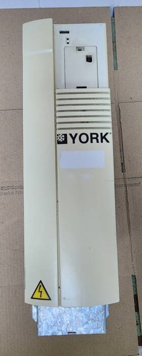 Ayk401601132 York 15 Hp Ac Variable Frequency Drive 380/480 Vac 3 Phase Ayk401601132 York 15 Hp Ac Variable Frequency Drive 380/480 Vac 3 Phase